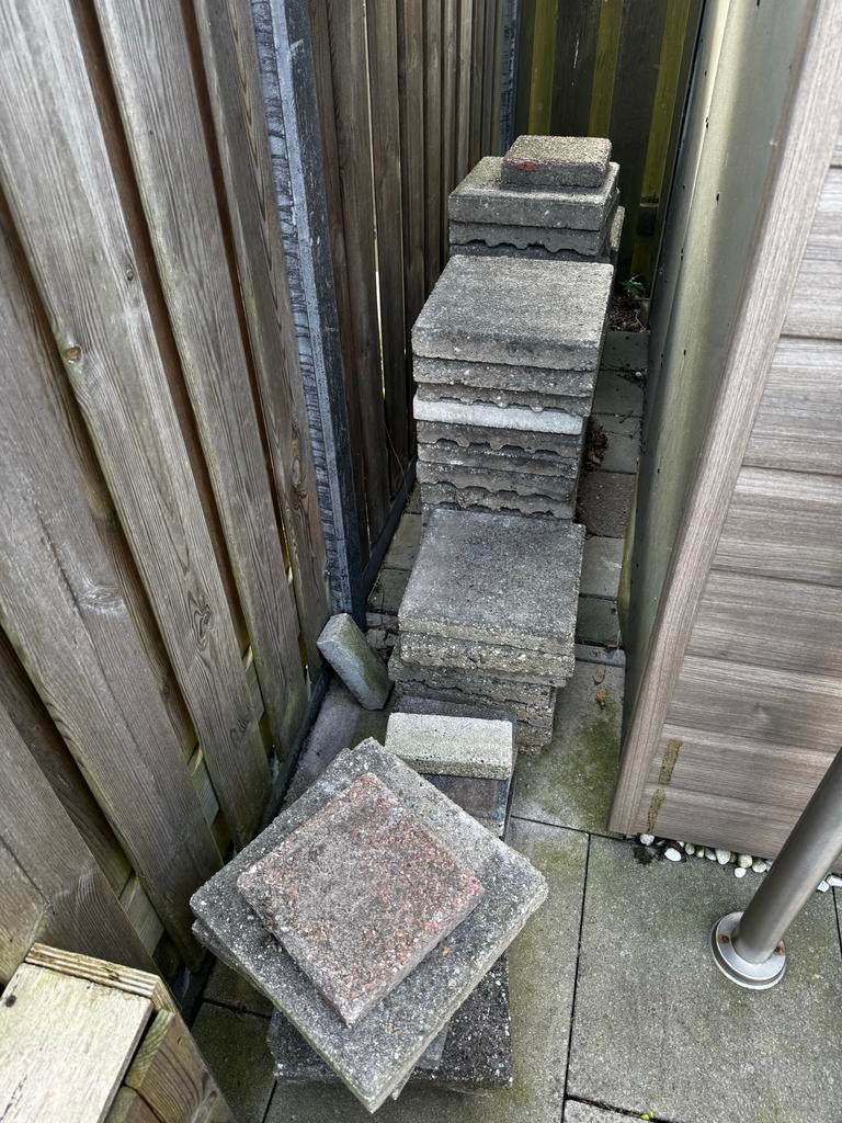 Partijtje stenen GRATIS, Tuin en Terras, Tegels en Klinkers, Ophalen, Gebruikt, Minder dan 5 m², Beton