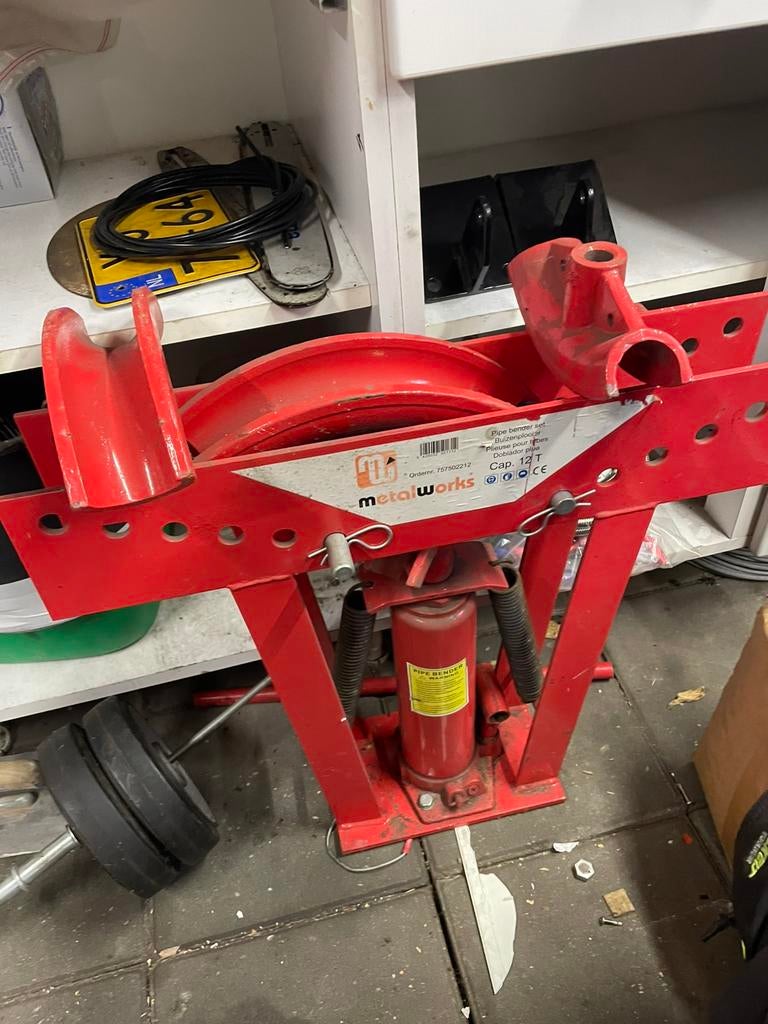 Pijpen buiger, Ophalen