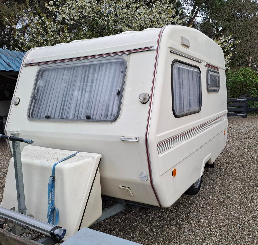 Mooie Predom 126N - 1991- 2 pers. caravan, Standaardzit, Dwarsbed, Tot en met 2, Particulier