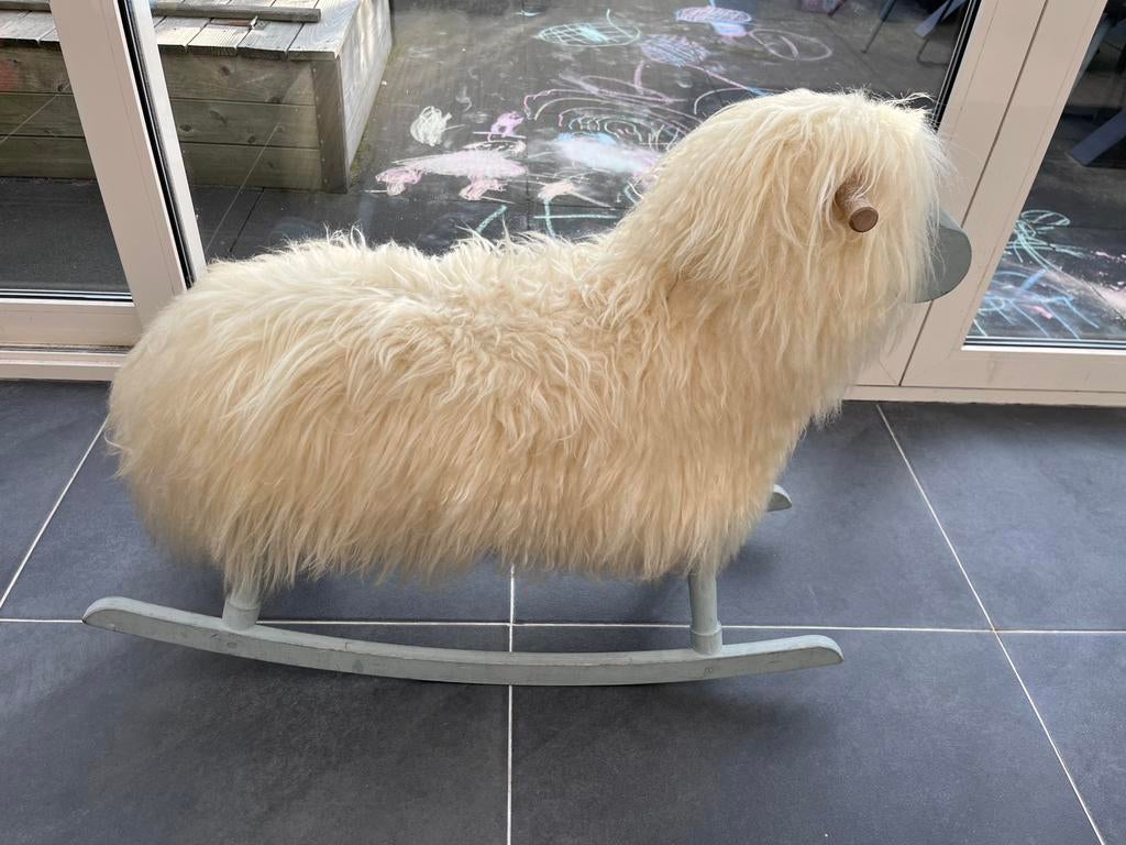 Zelf gemaakte houten hobbel schaap, Ophalen of Verzenden, Gebruikt