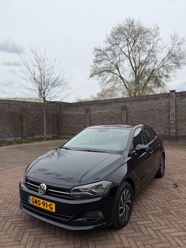 Volkswagen Polo 1.0 TSI 95pk 7-DSG 2018 Zwart, Stof, 95 pk, Zwart, Particulier