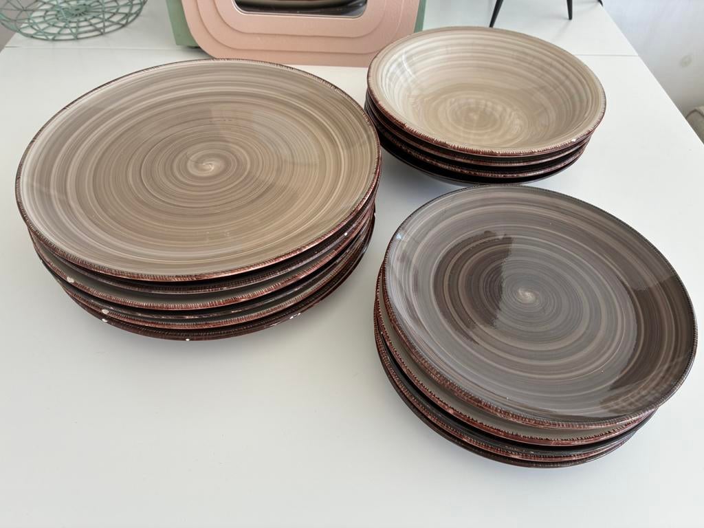 Azur Ceramics servies bruintinten, Ophalen, Gebruikt, Bord(en), Overige stijlen