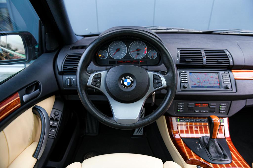 BMW X5 4.8is | Individual Maritime | HiFi DSP | Luchtvering, 2175 kg, Gebruikt, Blauw, Leder