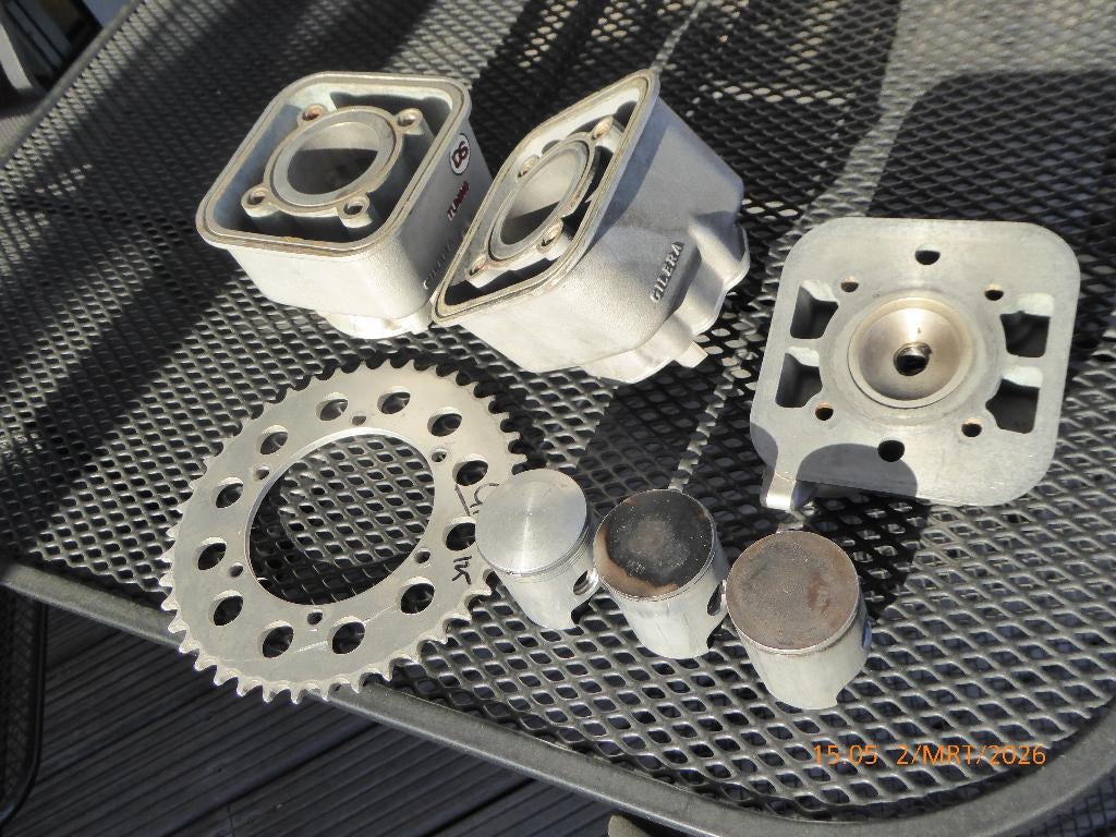 Gilera 125 cc C3 1983 reserve  cilinder+kop+zuigers., Ophalen of Verzenden, Gebruikt