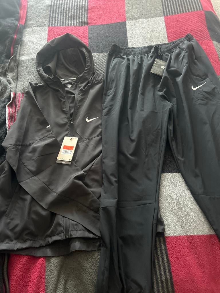 Nike Miller tracksuit, Maat 48/50 (M), Zwart, Nieuw, Ophalen of Verzenden