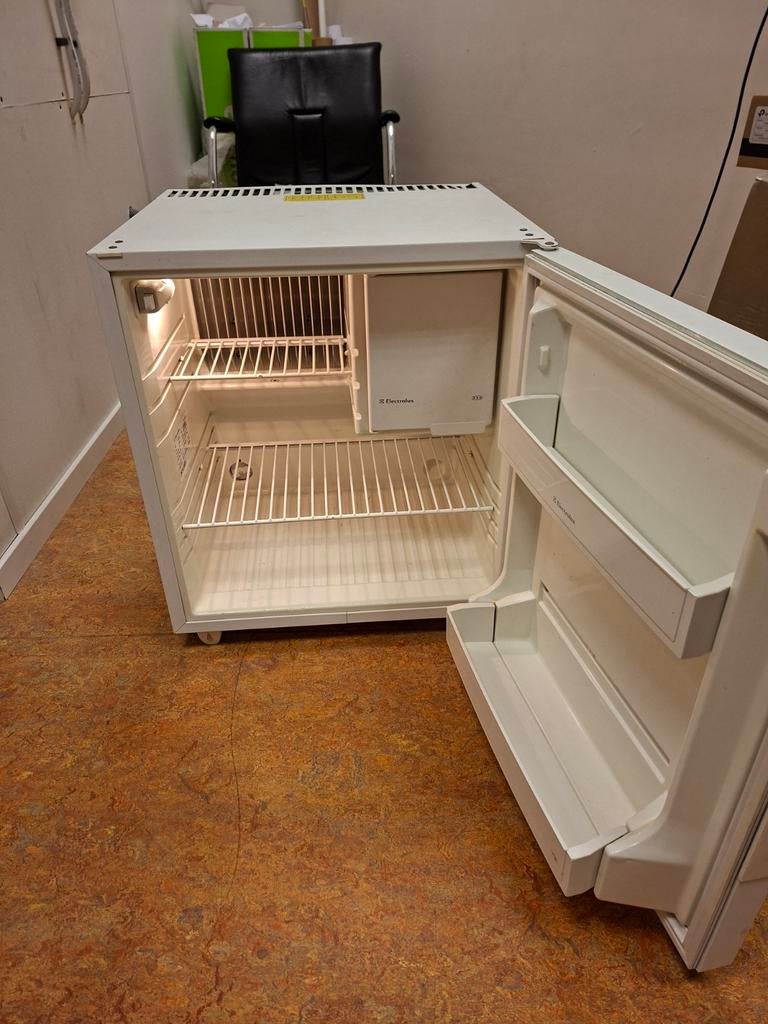 Compacte Electrolux Koelkast met Vriesvak, Witgoed en Apparatuur, Ophalen, Gebruikt, 45 tot 60 cm, Met vriesvak