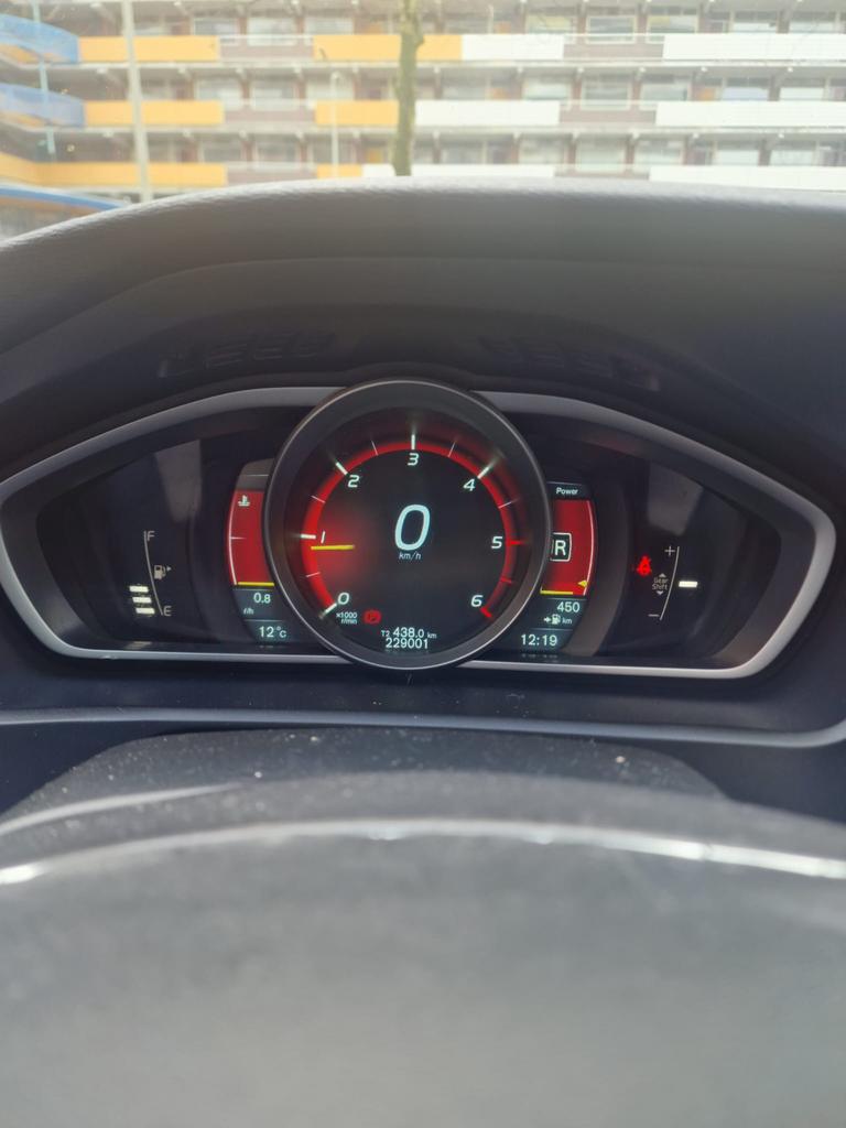 Volvo V40 1.6 D2 115PK 2013 Zwart, Auto's, Voorwielaandrijving, 28 km/l, 4 cilinders, 1257 kg