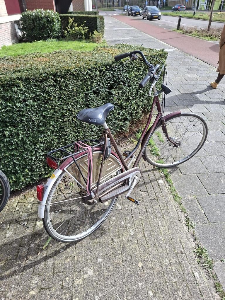 Batavus fiets met slot, Fietsen en Brommers, Fietsen | Dames | Omafietsen, 56 cm of meer, Ophalen of Verzenden, Gebruikt