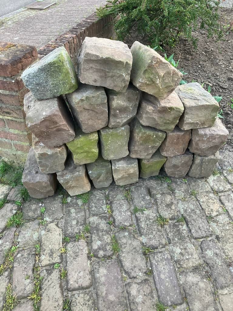 Gratis Ophalen: Authentieke Kinderkopjes / Kasseien, Ophalen, Gebruikt, Overige typen, Natuursteen