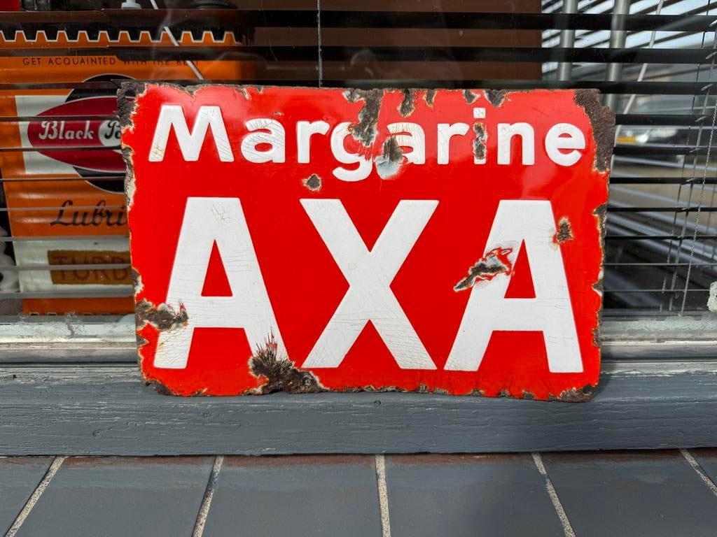 Emaille bord Margarine AXA, Ophalen