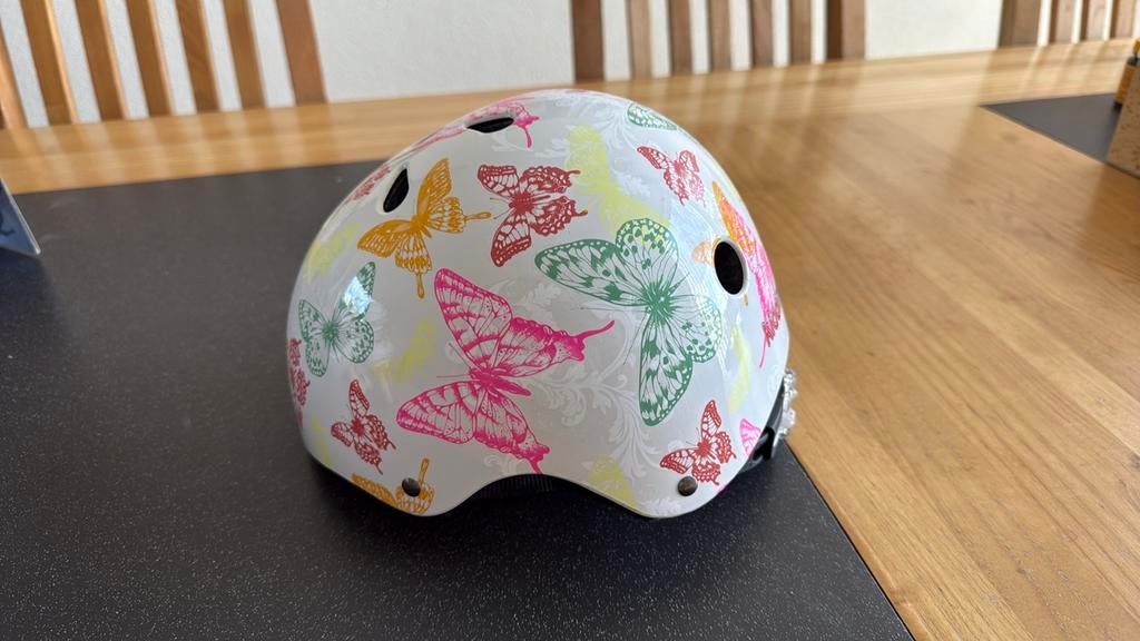 Kiddimoto kinder helm ‘Vlinders’, Ophalen of Verzenden, Zo goed als nieuw, Overige maten, Jongen of Meisje