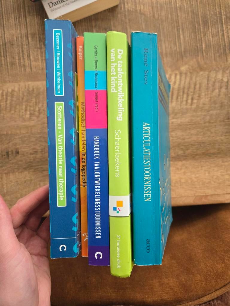 Studieboeken, logopedie, Ophalen of Verzenden, Zo goed als nieuw