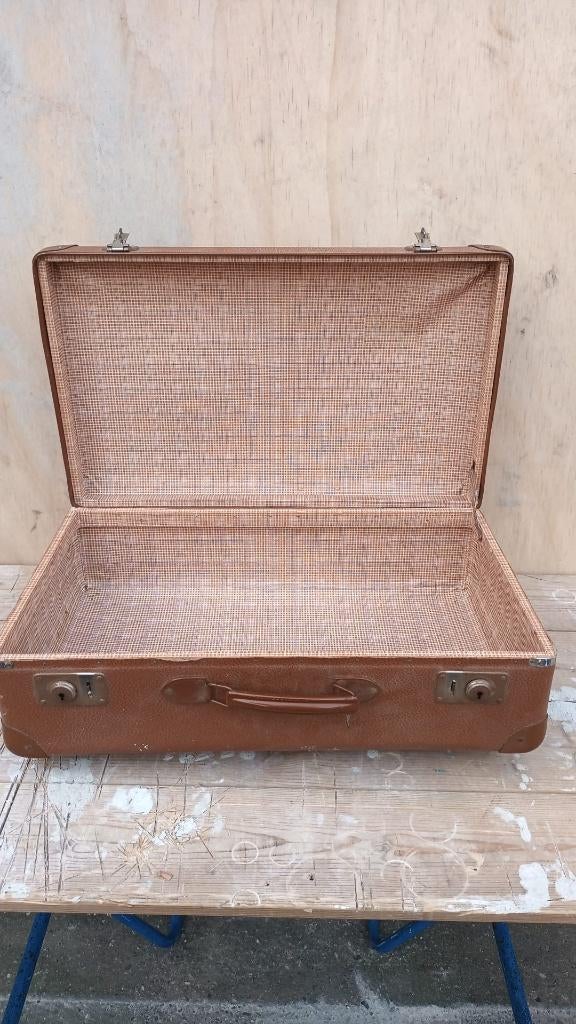 vintage koffer bruin, met geruite bekleding aan binnenkant, Ophalen, Gebruikt, Leer, Slot