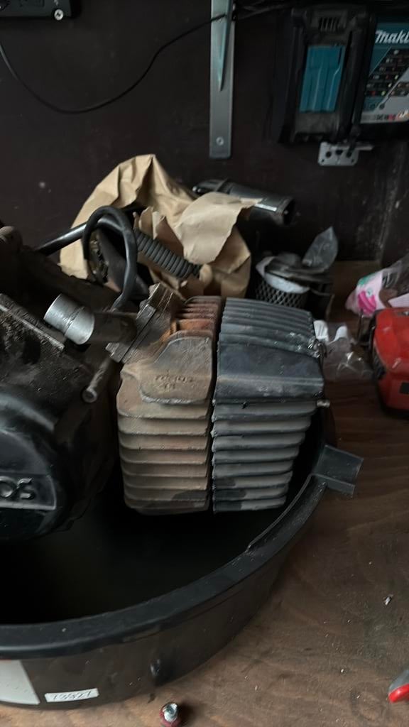 50cc cilinder plus carb origineel en 2 schokbrekers, Ophalen, Gebruikt, Cilinder