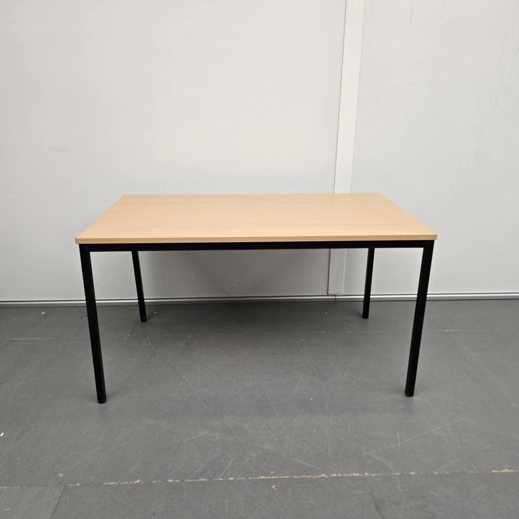 Inofec kantoortafel - 140x80 cm, Niet ingevuld, Gebruikt, Niet ingevuld, Niet ingevuld