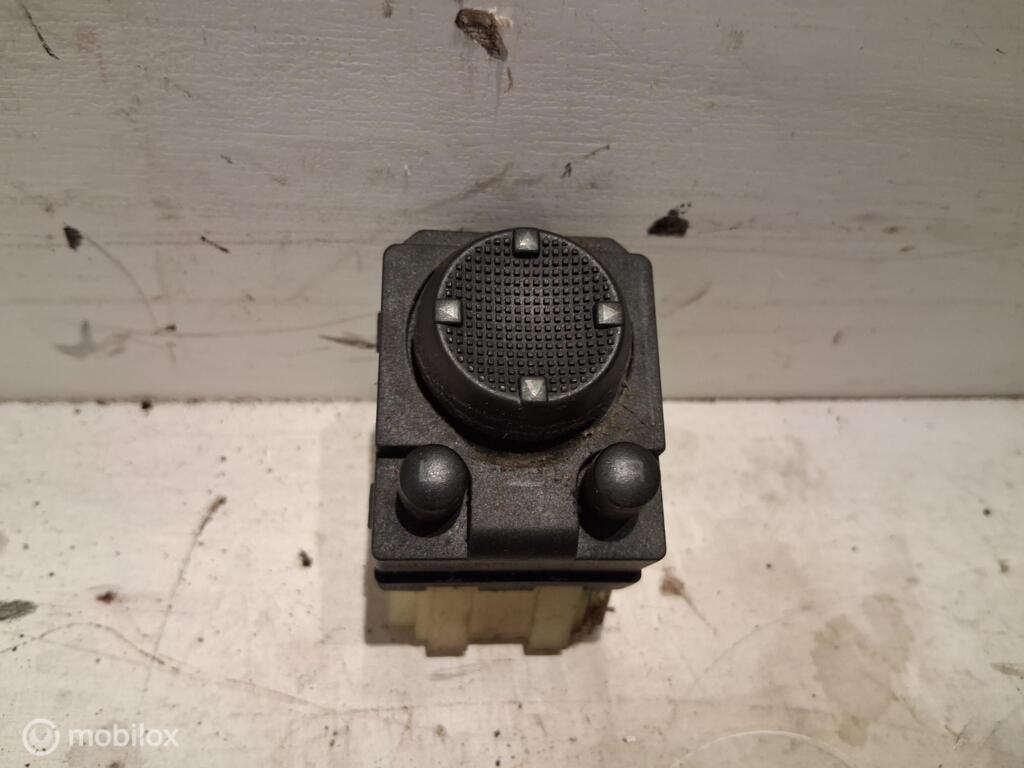 Schakelaar spiegel LV Vw Golf Cabrio III 1.8 1H0959565, Gebruikt, Volkswagen, Ophalen of Verzenden, Volkswagen