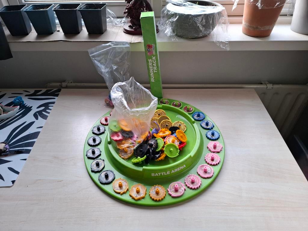 Sonic Spinners / Plus Beyblades, Verzamelen, Supermarktacties, Plus, Ophalen