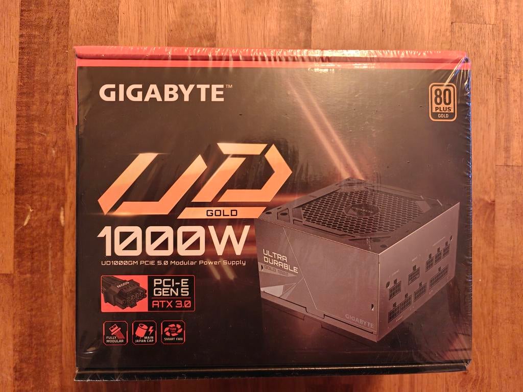 Gigabyte UD1000GM PCIE 5.0 Voeding - Nieuw in Verpakking, Ophalen of Verzenden, Overige typen