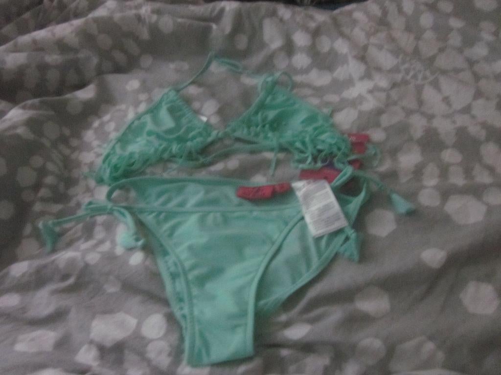 Nieuw mintgroene bikini met franje Knot So Bad maat 164, Bikiniset, Meisje, Knot so bad, Nieuw