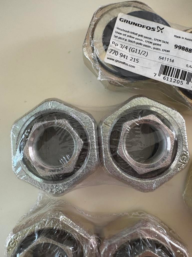 45x Grundfos koppelingsset G 1½ x ¾ – Nieuw 2 per verpakking, Minder dan 30 cm, Overige typen, Nieuw, Minder dan 60 cm