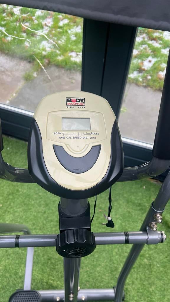 Hometrainer - Fitnessapparaat voor thuis, Gebruikt, Ophalen of Verzenden, Metaal, Benen