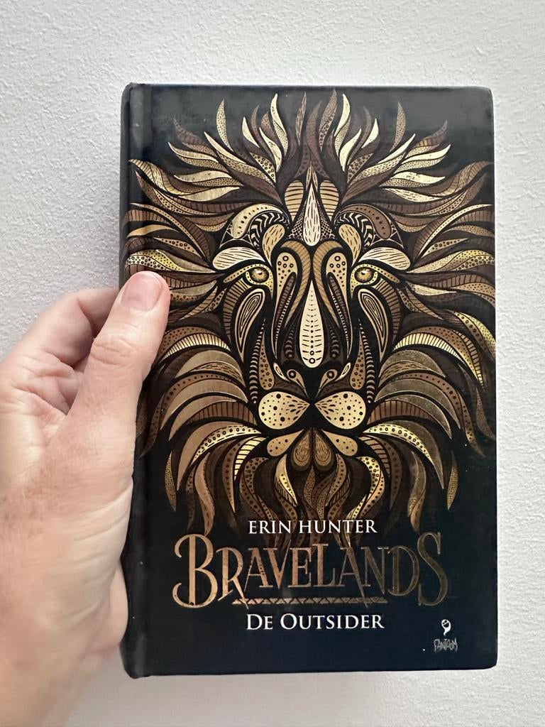 Bravelands: De Outsider - Erin Hunter, Boeken, Ophalen of Verzenden, Zo goed als nieuw