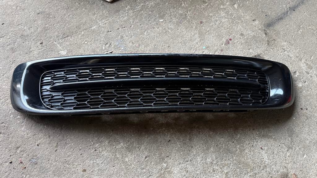 Mini R56 voorbumper Grille onder, Auto-onderdelen, Ophalen of Verzenden, Mini