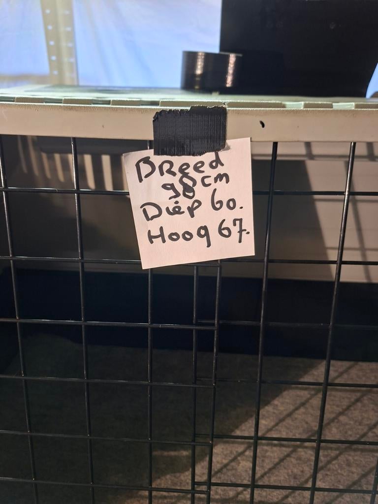 Hondenbench 60 bij 90., Dieren en Toebehoren, Hondenvoerbakken en Drinkbakken, Ophalen of Verzenden, Zo goed als nieuw