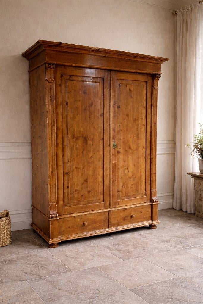 Antieke boerenkast/linnenkast, Antiek en Kunst, Ophalen