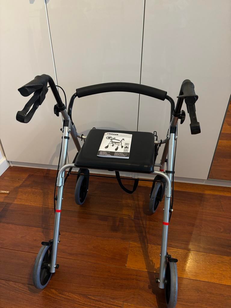 Zgan rollator, Ophalen of Verzenden, Opvouwbaar, Zo goed als nieuw