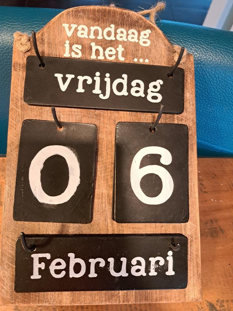 Houten Kalender, Diversen, Kalenders, Ophalen of Verzenden, Dagkalender, Nieuw