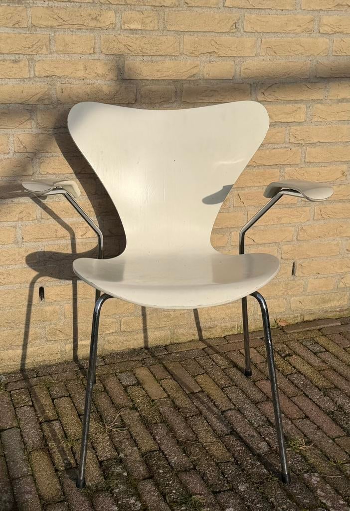 Vintage ARNE JACOBSEN stoel, Frits Hansen. Model 3207, wit., Ophalen, Huis en Inrichting