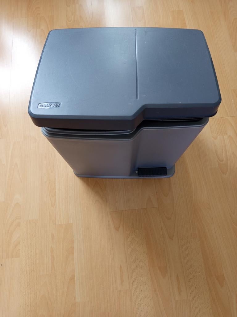 Curver pedaalemmer afvalbak, Huis en Inrichting, Ophalen of Verzenden