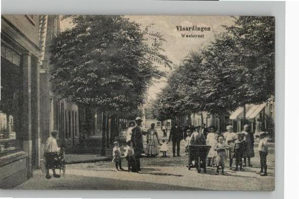 Vlaardingen Waalstraat zeer levendig TOPKAART, Verzenden, 1920 tot 1940, Ongelopen, Zuid-Holland