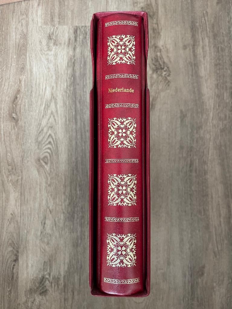 Nederland Verzameling in Borek Album, Ophalen of Verzenden, Na 1940, Postfris