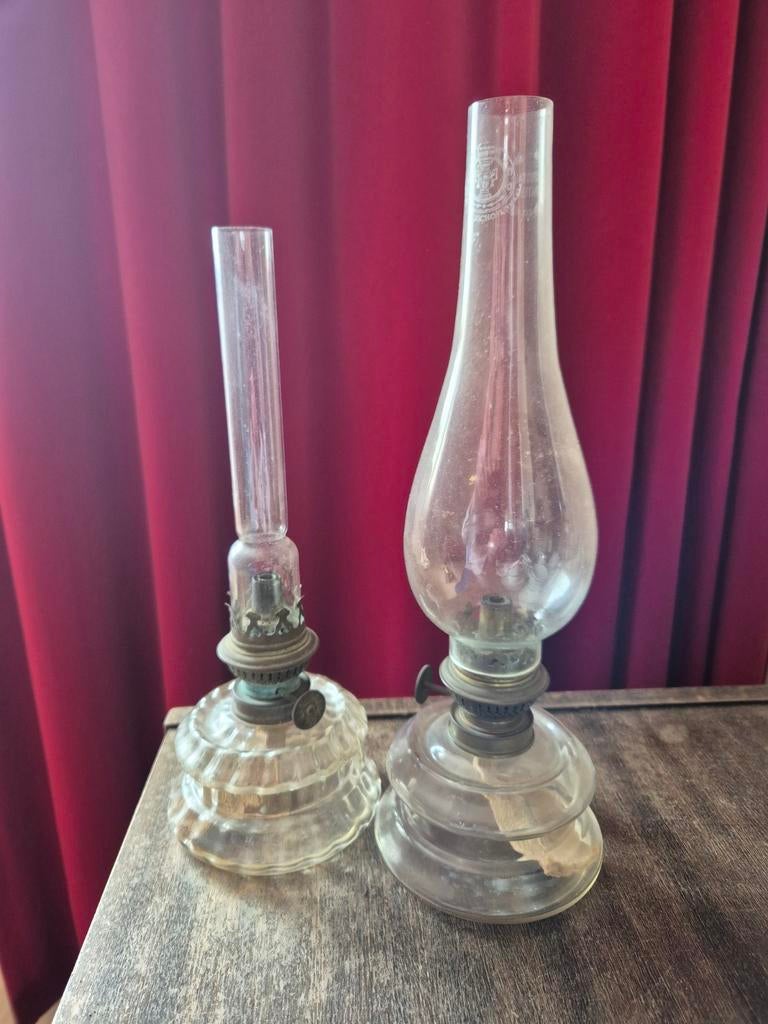 2 stuks 8''' olielampen, Ophalen of Verzenden