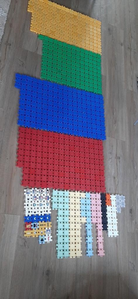 Heel veel clics 754 stukjes, Kinderen en Baby's, Speelgoed | Bouwstenen, Ophalen of Verzenden