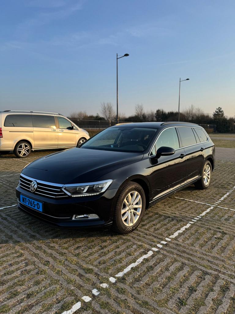 Volkswagen Passat 1.6 TDI 88KW BMT Variant DSG 2017 Zwart, 4 cilinders, Zwart, Origineel Nederlands, Stationwagon