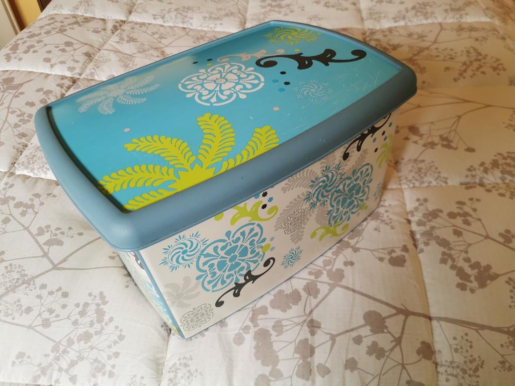 Doos curver, Ophalen of Verzenden, Gebruikt