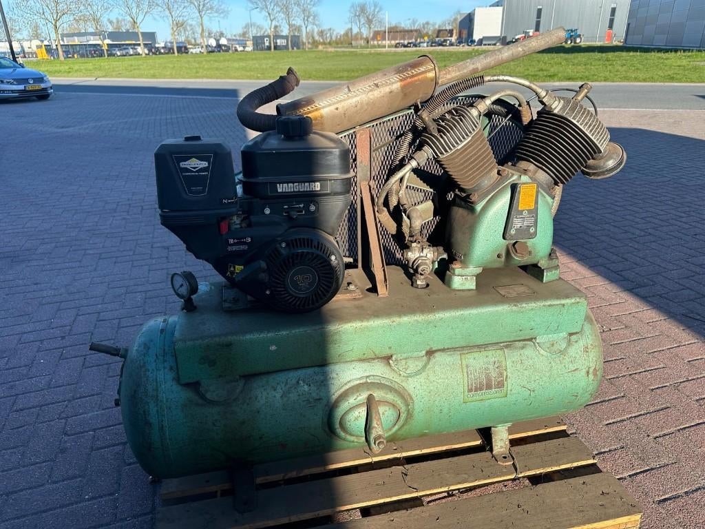 Alup compressor + nieuwe motor, Doe-het-zelf en Verbouw, Compressors, Ophalen, Gebruikt, 400 tot 800 liter/min, 10 bar of meer