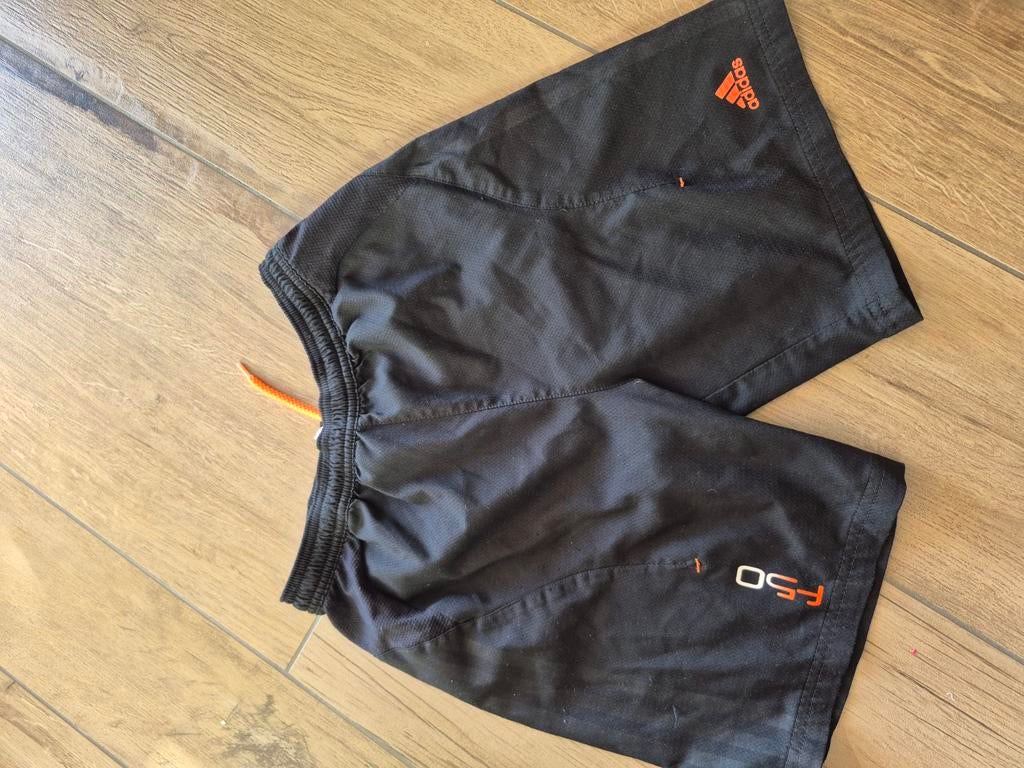 Sportbroeken Adidas, Kinderen en Baby's, Kinderkleding | Maat 152, Ophalen of Verzenden, Jongen