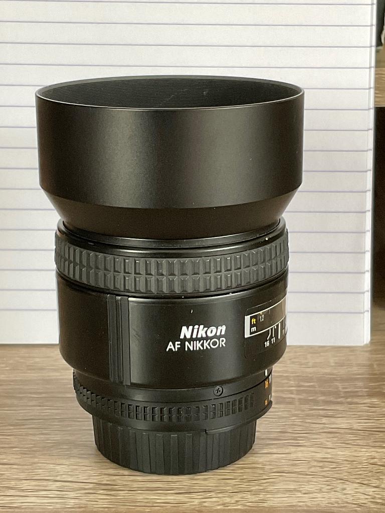 Nikon 85mm, Ophalen of Verzenden, Gebruikt, Telelens