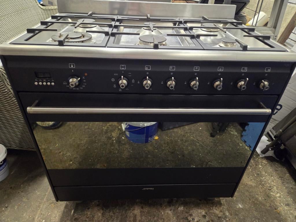 Smeg oven gasfornhuis, Witgoed en Apparatuur, Fornuizen, Ophalen, 60 cm of meer, Zo goed als nieuw, Gas