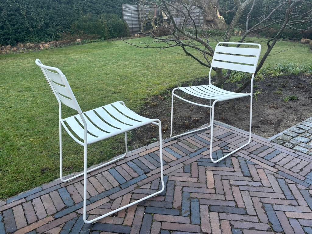 2x Fermob Surprising stoel cotton white +GRATIS low chairs, Ophalen, Gebruikt, Metaal, Stapelbaar