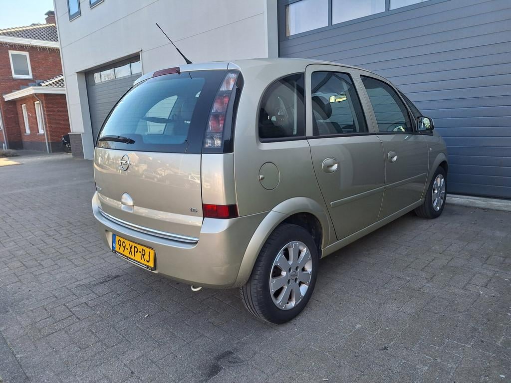 Opel Meriva | 1.6-16V Temptation | Automaat | Leuke kilomete, 15 km/l, Gebruikt, 4 cilinders, Beige
