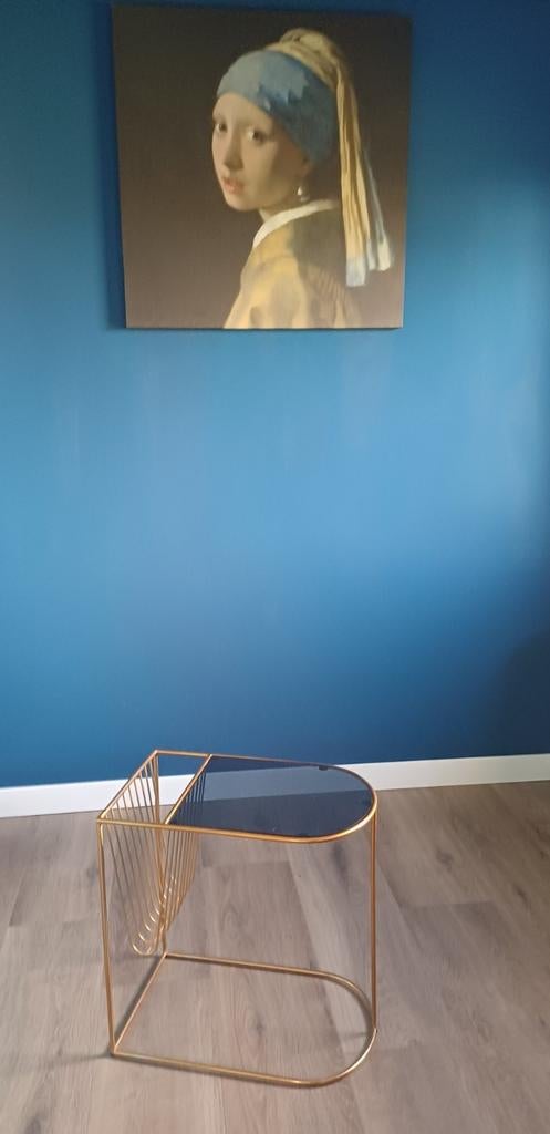 Westwing bijzettafel met rook glas en tijdschriftenhouder., Huis en Inrichting, Tafels | Bijzettafels, Minder dan 55 cm, Rond