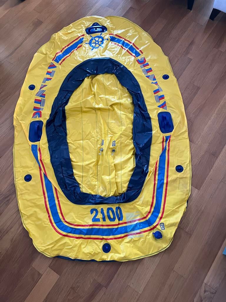 Opblaasbare boot Atlanta 2100 met peddels en kickboard, Watersport en Boten, Peddels, Ophalen of Verzenden, Gebruikt