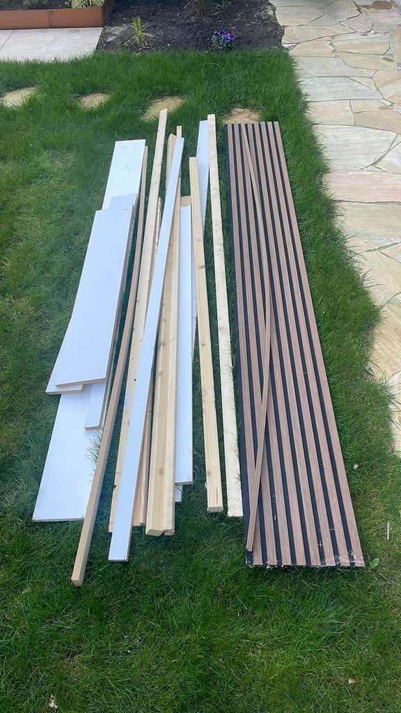 Restpartij hout, Ophalen, Zo goed als nieuw, Plinten