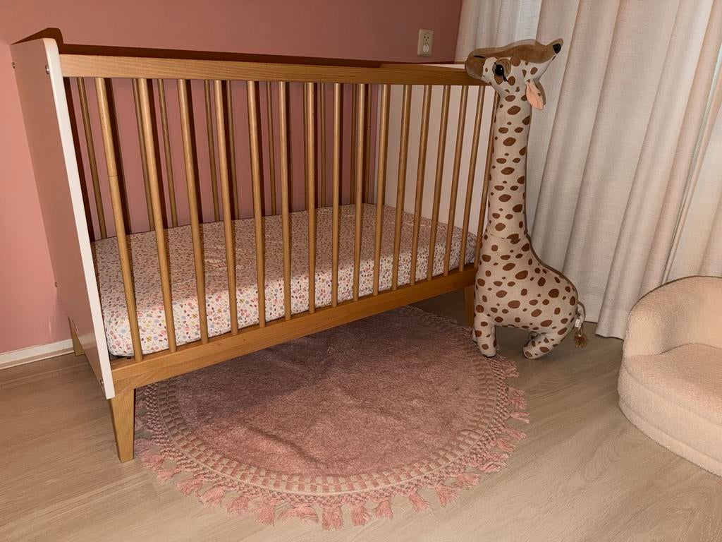 Bopita Indy Babybed Wit / Naturel 60 x 120 cm, Kinderen en Baby's, Babywiegjes en Ledikanten, Zo goed als nieuw, Ledikant, Ophalen of Verzenden