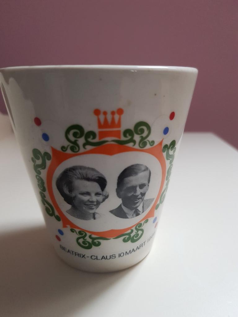 3 Koninklijke Jubileum Bekers - Beatrix, Juliana, Willem I, Ophalen of Verzenden, Gebruikt, Nederland, Servies